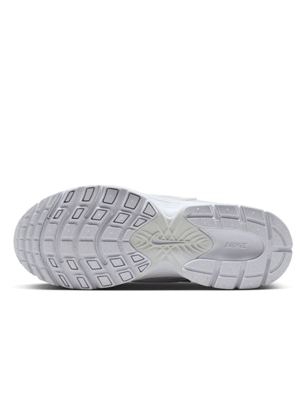 Nike V5 RNR Shoes - White/Black/Metallic Silverimages8- The Sports Edit