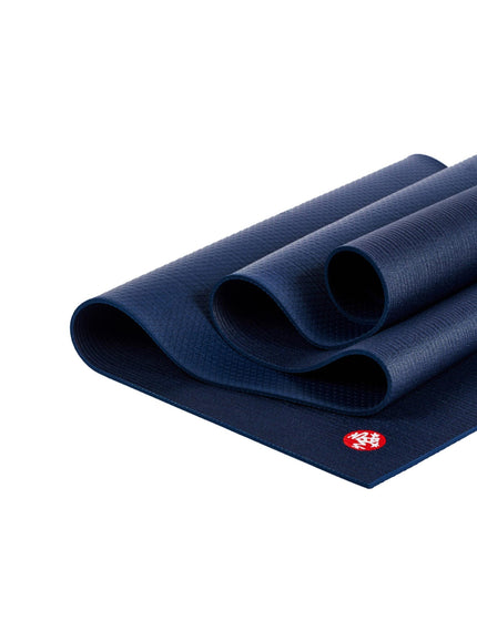 Manduka PROlite Yoga Mat 71" 4.7mm - Midnightimages4- The Sports Edit