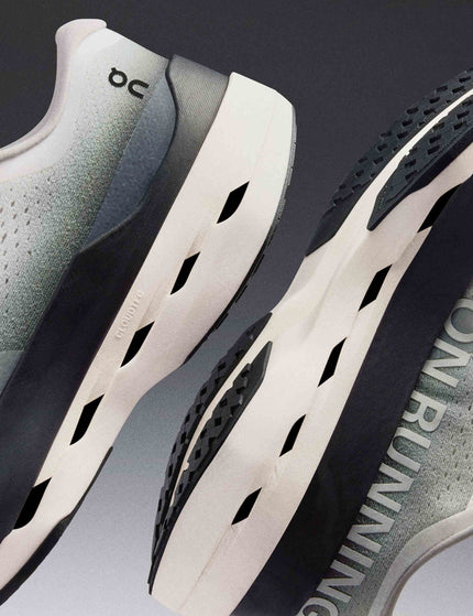 ON Running Cloudboom Max - White/Blackimages8- The Sports Edit