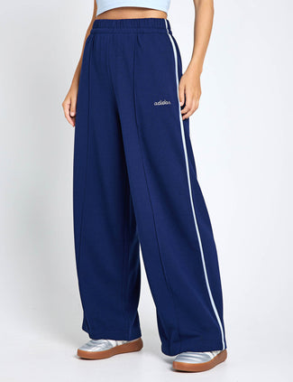 Seasonal Essentials Colorpop Joggers with Embroidered Graphic - Dark Blue/White