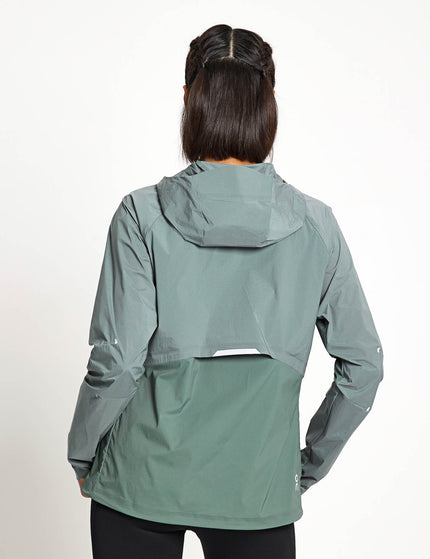ON Running Core Jacket - Oliveimages2- The Sports Edit
