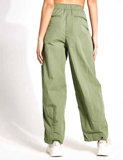 Timberland Utility Summer Balloon Trousers - Cassel Earthimages2- The Sports Edit