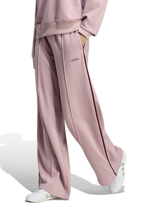 Seasonal Essentials Colorpop Joggers with Embroidered Graphic - Magic Mauve/Maroon