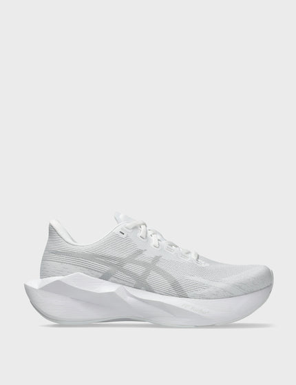 ASICS Novablast 6 - Whiteimages1- The Sports Edit