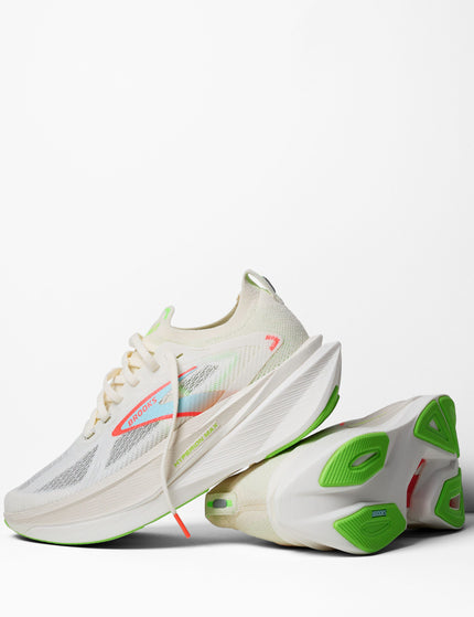 Brooks Hyperion Max 3 - Coconut/Green Gecko/Pink Clayimages4- The Sports Edit