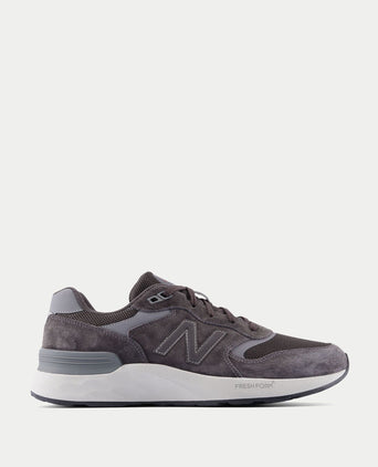 Fresh Foam Walking 880 V6 - Black Cement