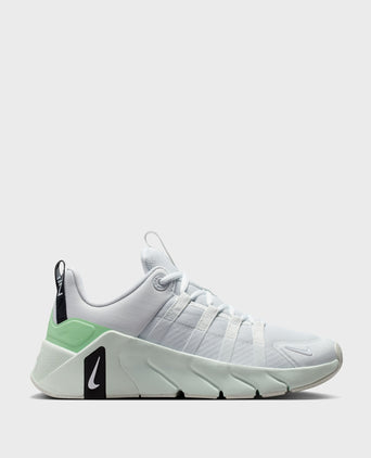 Free Metcon 7 Shoes - Off White/White/Cucumber Calm