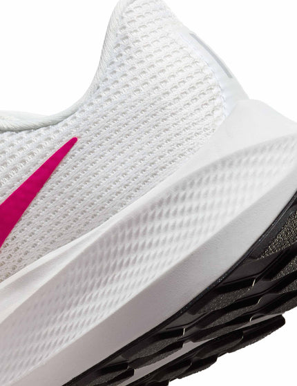 Nike Pegasus 40 Shoes - Summit White/Fireberry/Metallic Summit Whiteimages3- The Sports Edit