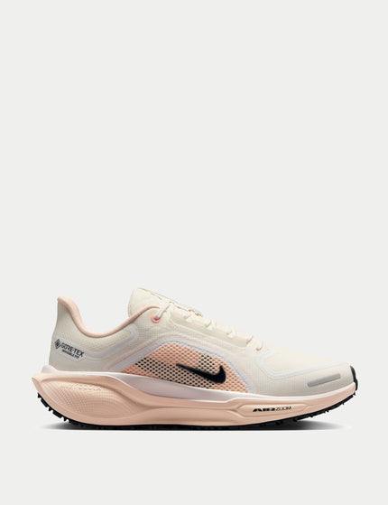 Nike Pegasus 41 Gore-Tex Shoes - Sail/Guava Ice/Crimson Tint/Anthraciteimages1- The Sports Edit