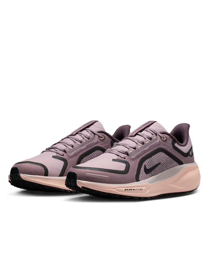 Nike Pegasus 41 Gore-Tex Shoes - Platinum Violet/Black/Crimson Tintimages2- The Sports Edit