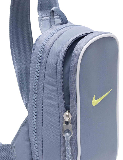 Nike Sportswear Essentials Crossbody Bag (1L) - Ashen Slate/White/Light Laser Orangeimages5- The Sports Edit