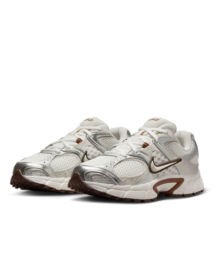 Nike V5 RNR Shoes - Sail/Light Orewood Brown/Fauna Brown/Phantomimages2- The Sports Edit