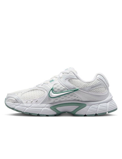 Nike V5 RNR Shoes - Summit White/Vast Grey/Cannon/Whiteimages5- The Sports Edit
