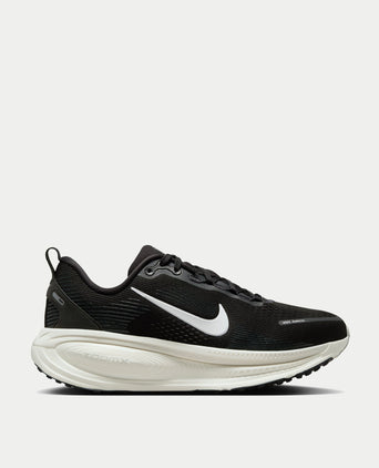 Vomero 18 Running Shoes - Light Bone/Metallic Silver/Arctic Orange
