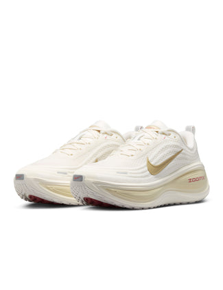 Vomero Plus Running Shoes - Sail/Metallic Gold Grain/Light Khaki/Natural