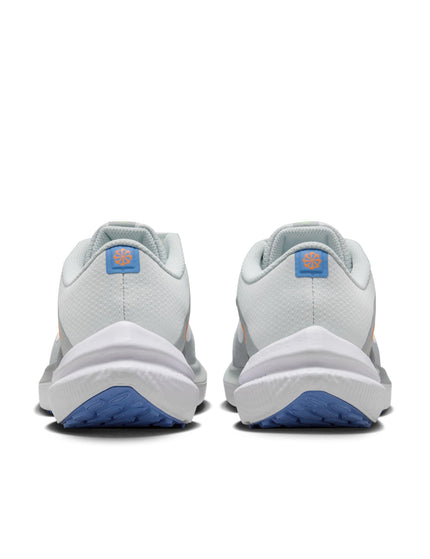 Nike Winflo 10 Shoes - Light Smoke Grey/Polar/Photon Dustimages6- The Sports Edit