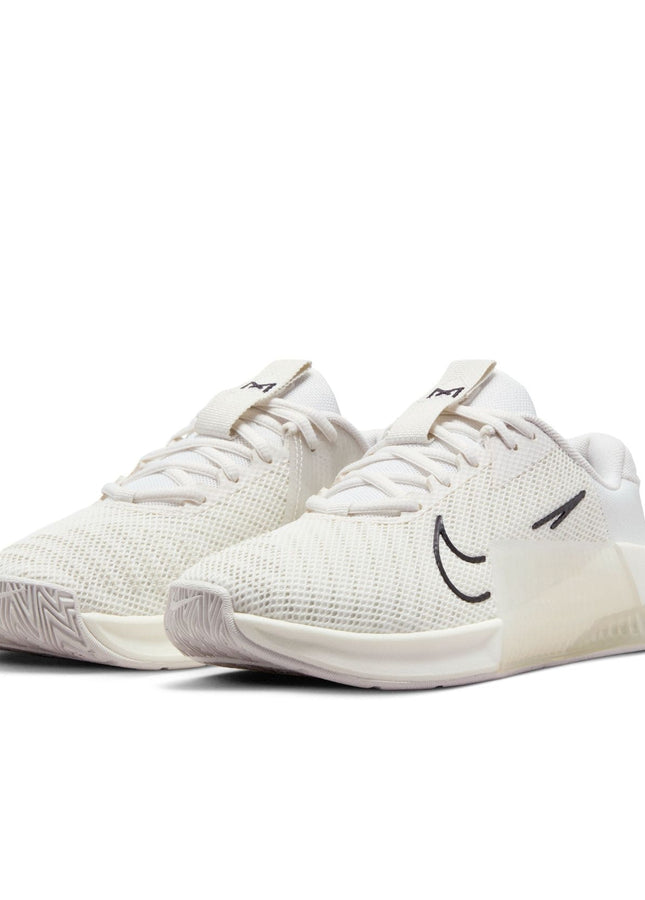 Nike metcon heel height Clearance