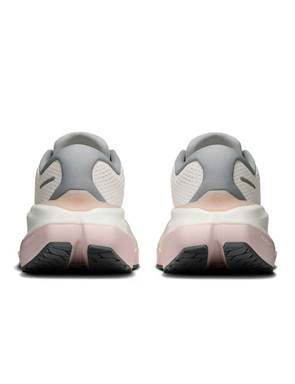 ON Running Cloudrunner 3 Max - White/Saltimages3- The Sports Edit