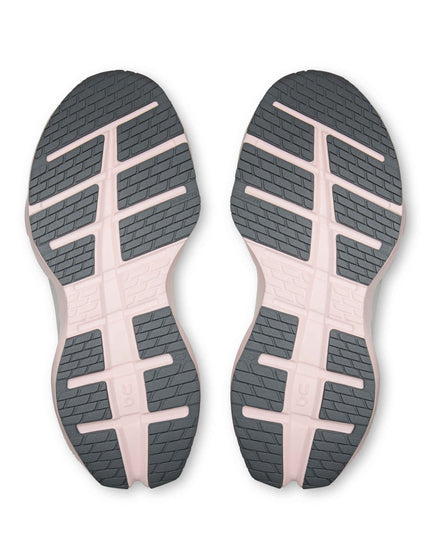 ON Running Cloudrunner 3 Max - White/Saltimages5- The Sports Edit