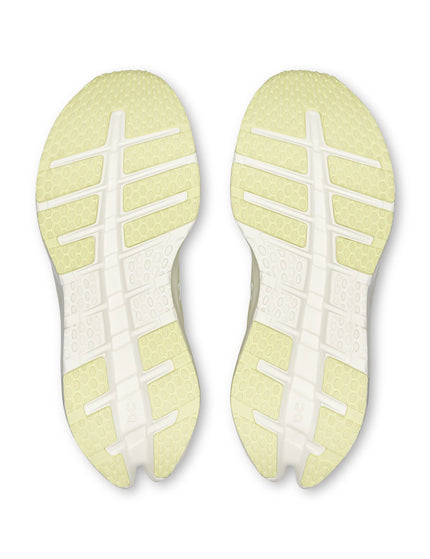 ON Running Cloudrunner 3 - Seedling/Ivoryimages5- The Sports Edit