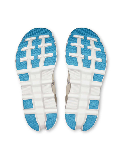 ON Running Cloudstratus 3 - Cream/Arcticimages5- The Sports Edit