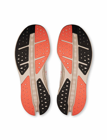ON Running Cloudsurfer Max - Ivory/Salmonimages6- The Sports Edit