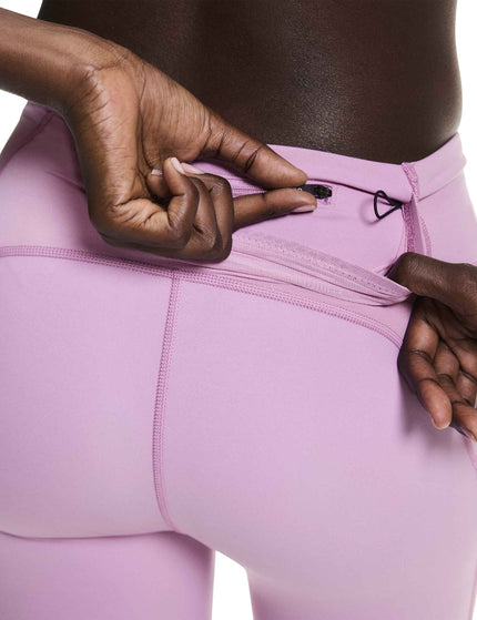 ON Running Performance Tights 7/8 - Sakuraimages4- The Sports Edit