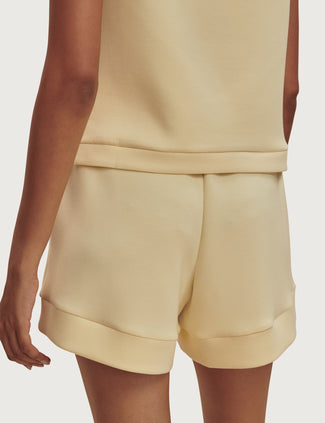 Atrium High Waisted Short 4.5