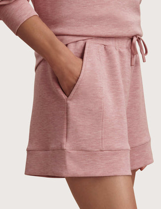 Atrium High Waisted Short 4.5