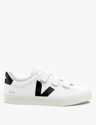 Veja Trainers Sizing | Fit & Size Guide | The Sports Edit