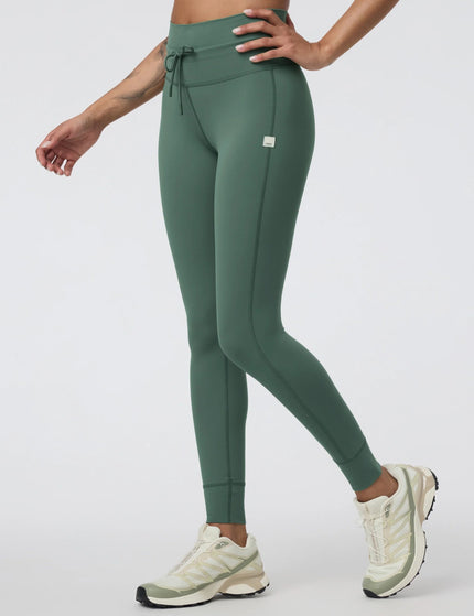 Vuori The Yosemite Set - Agate Greenimages4- The Sports Edit
